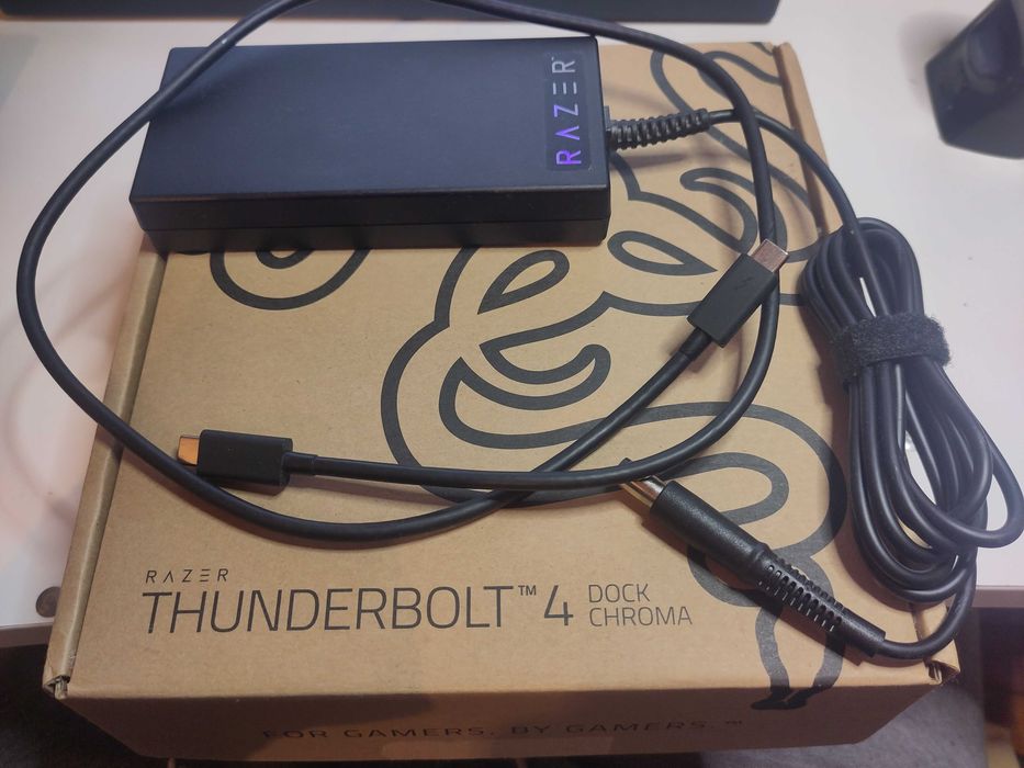 Razer Thunderbolt™ 4 Dock Chroma (RC21-0169), перфектно състояние