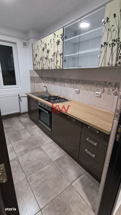 Apartament cu 2 camere semidecomandate, etaj 2, renovat, in Tatarasi!