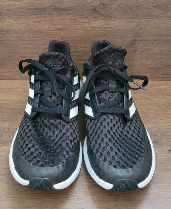 Adidas/дамски маратонки-37номер