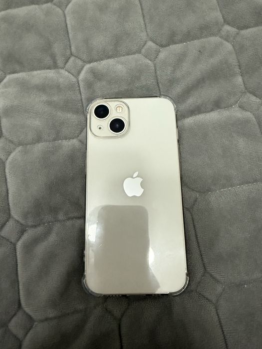 Продаю iPhone 13 в идеальном состоянии