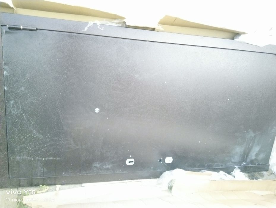 Продам дверь новый