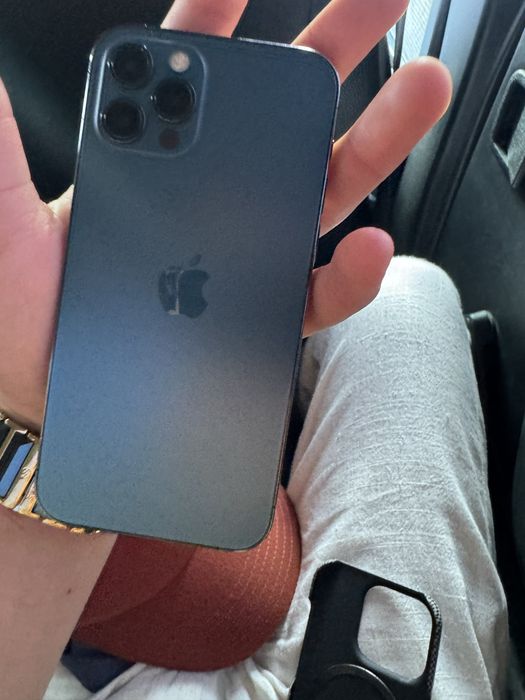 Iphone 12 pro.