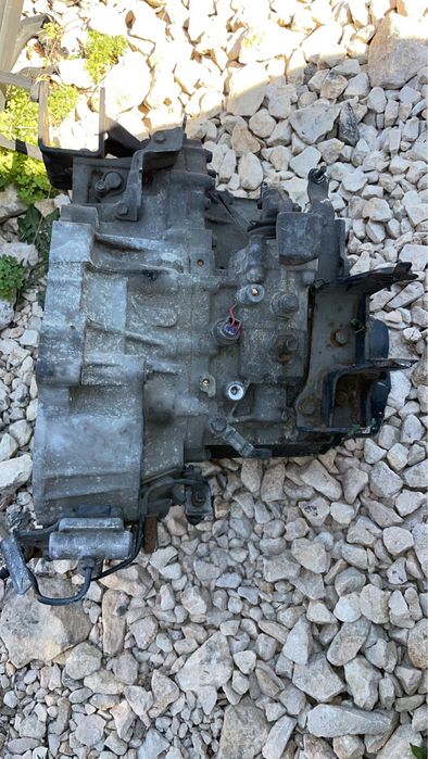 Скоростна Кутия/Toyota Corolla Verso 1/2.0/d4d/90к.с./