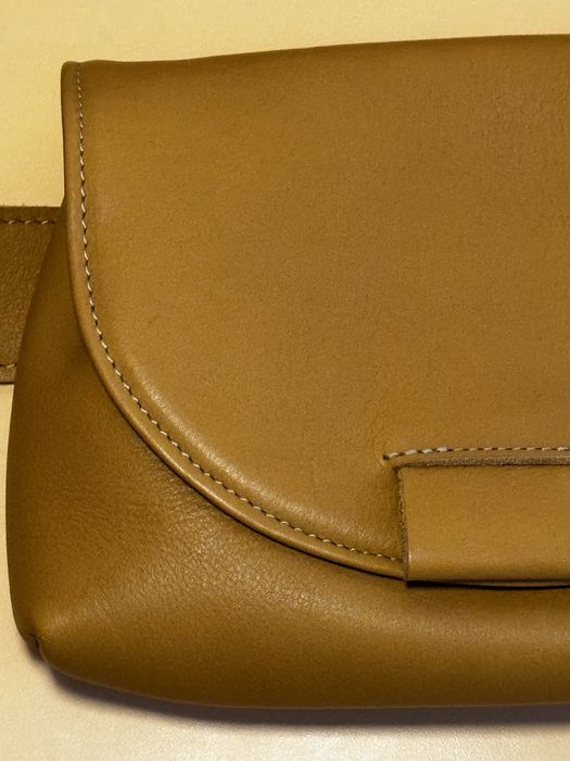 Geanta WareWare Waistbags by Adina Grapa