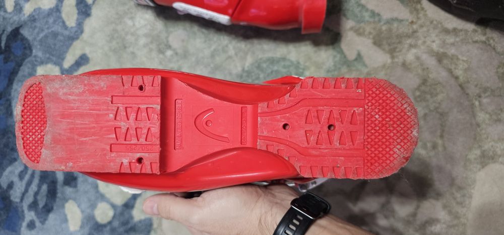 Se vand clăpari ski Head Raptor 150RD, marimea 250-255