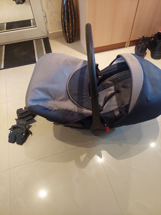 Бебешка количка 3 в 1