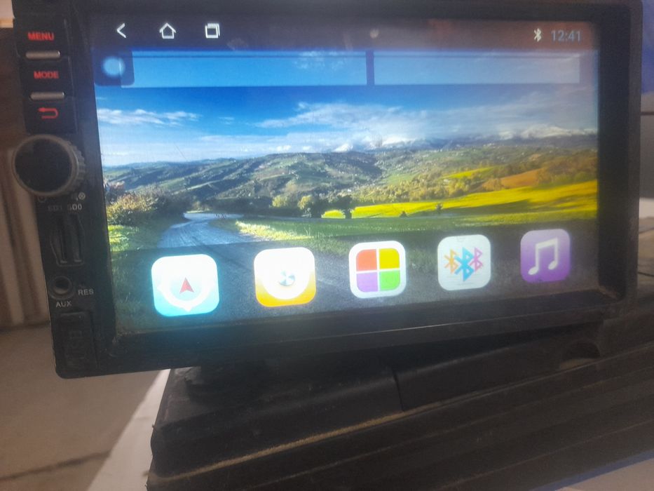 Продам автомагнитол