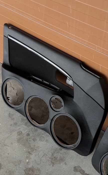 продам обшивки приора