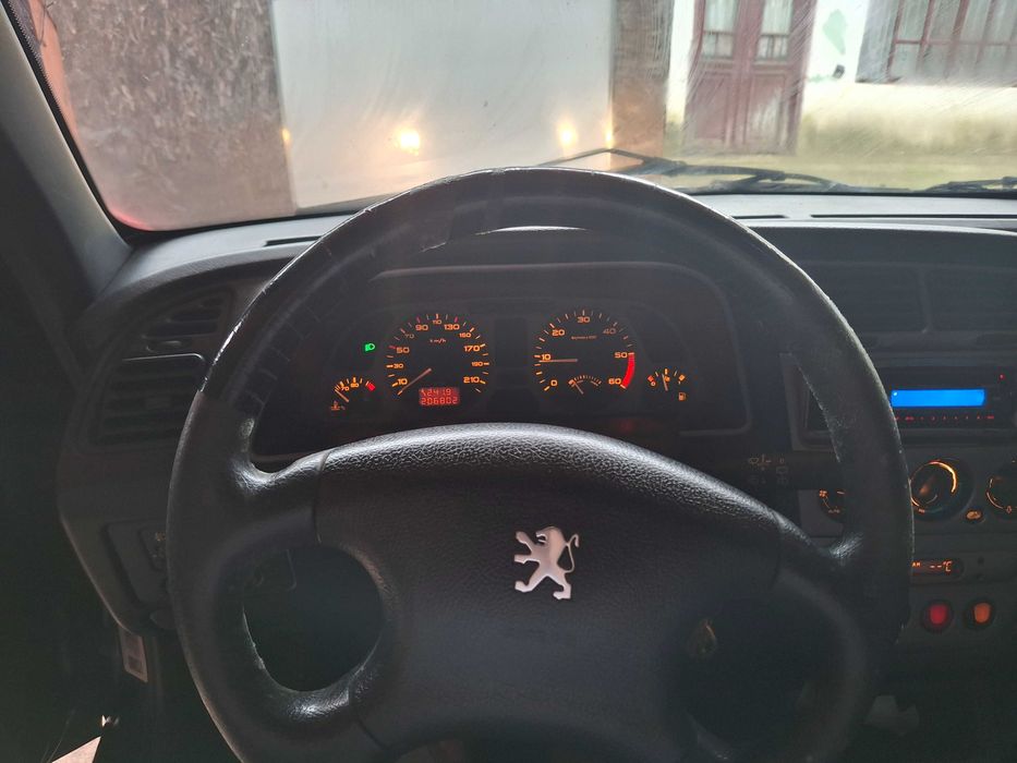 Vand peugeot 306 2001