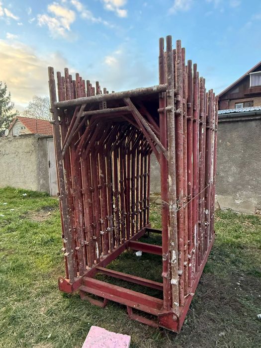 Schela metalică profesională