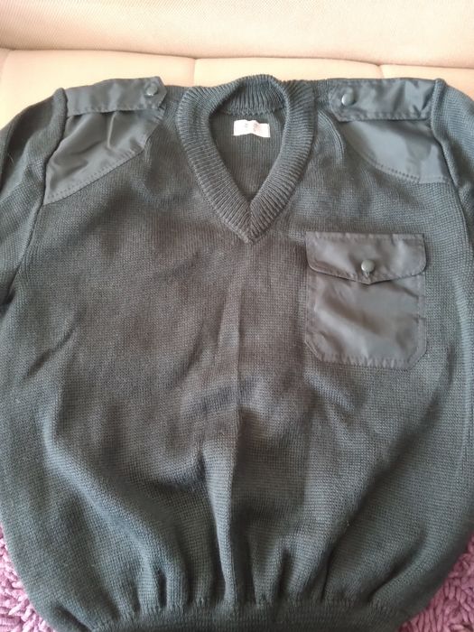 Продам 2  комплекта камуфляжа