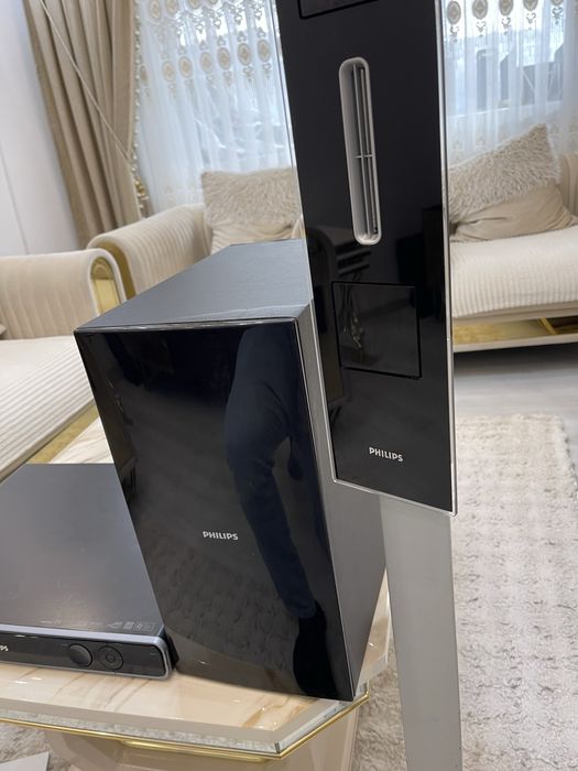 Домашно кино PHILIPS керамични колони