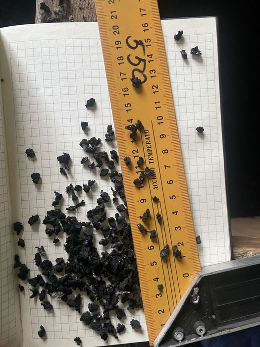 Продам резиновую крошку