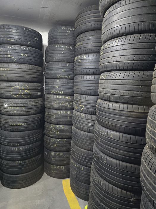 Anvelope de vara 235-45r18