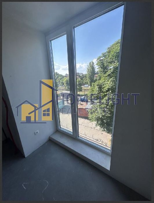 Продава се Тристаен апартамент в София, Център - 100 кв.м за 2770 €/кв.м - Снимка #3