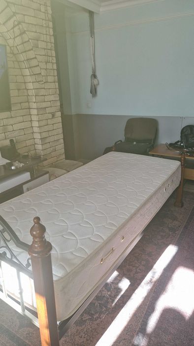 Кровать односпальная