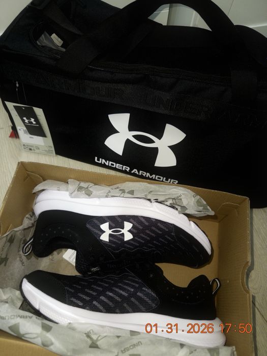 Продам кроссовки