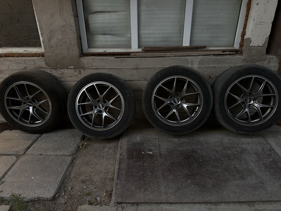 Диски R19 разноразмерные на  BMW