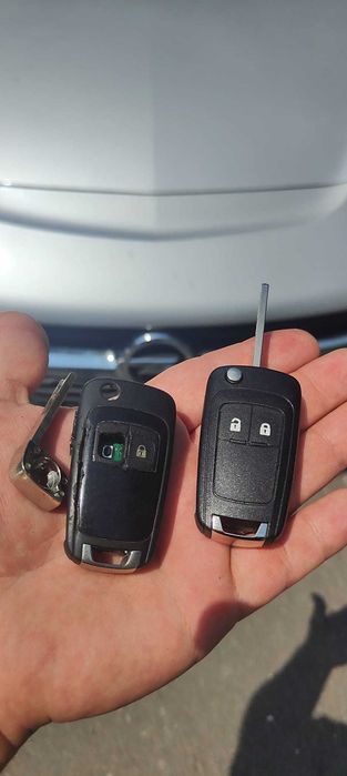 Chei auto pierdute? Fac chei noi, programez și repar contacte