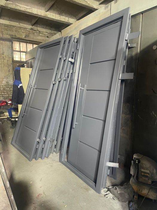 Изготовление металлоконструкций в Атырау. Двери ворота навесы перилы