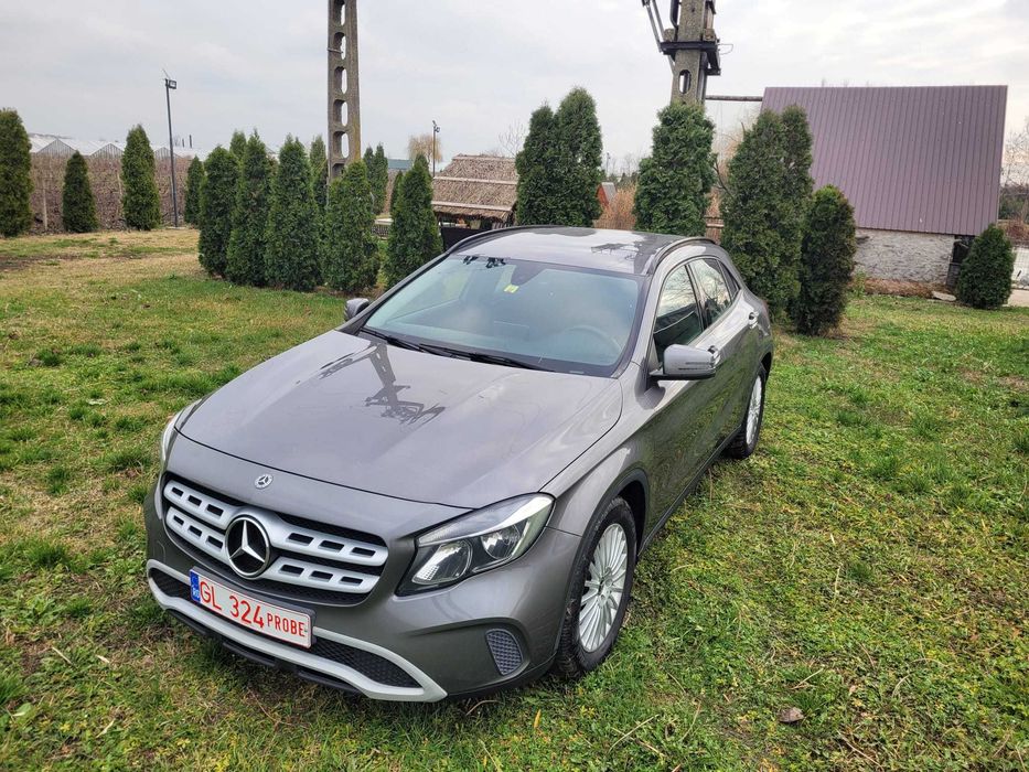 Mercedes GLA 180d TVA Deductibil