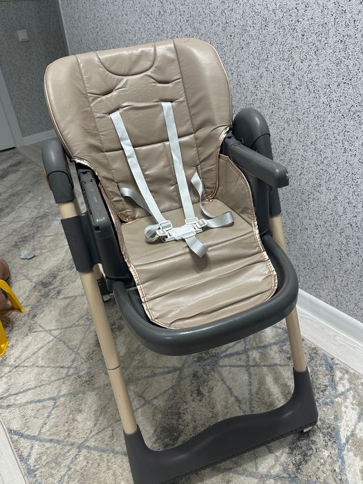 Продам стул для кормления детский