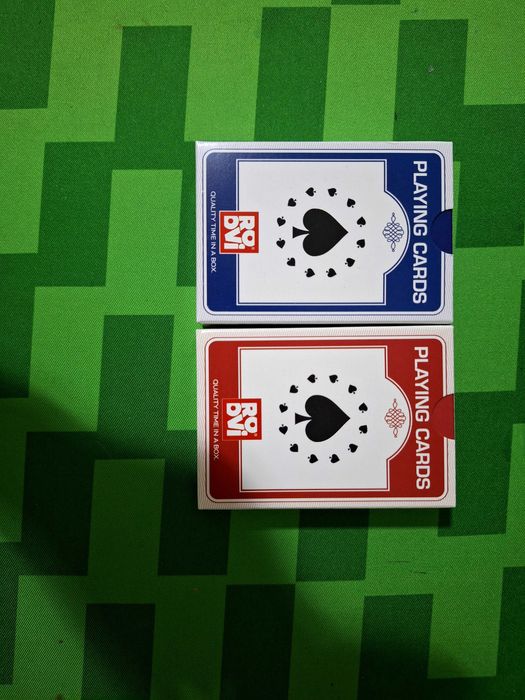 Carti de joc profesionale