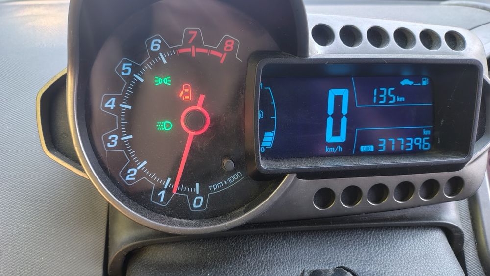 Chevrolet Aveo 2012 8000 RON
