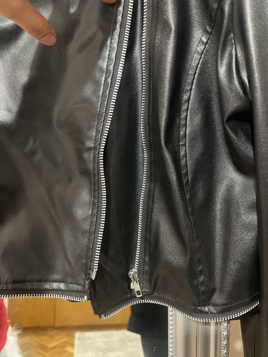 Дамско кожено яке