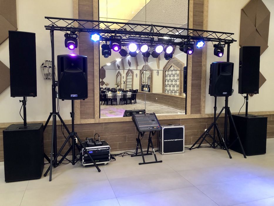 De închiriat boxe lumini sisteme sunet, sonorizare pentru formatii /dj
