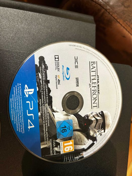 Play Station 4 Slim 1TB, 1 controller original, 2 jocuri, OFER PROBA