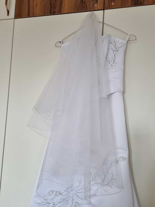 Сватбена рокля тип "русалка"