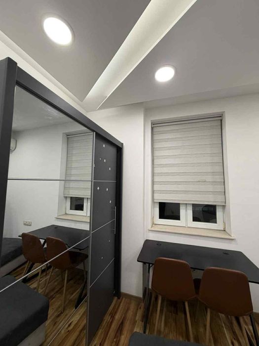 Дава се под наем Тристаен апартамент в София, Център - 92 кв.м за 992.46 € - Снимка #6