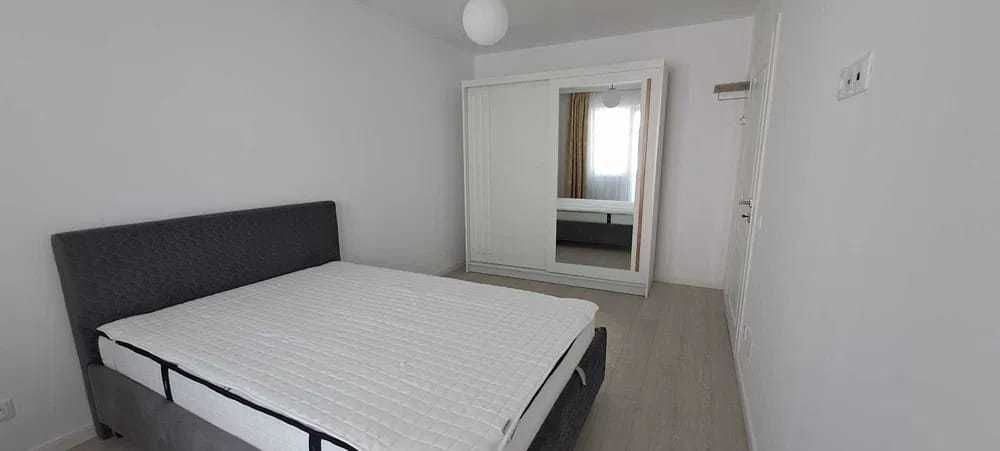 închiriez apartament cu 1 cameră