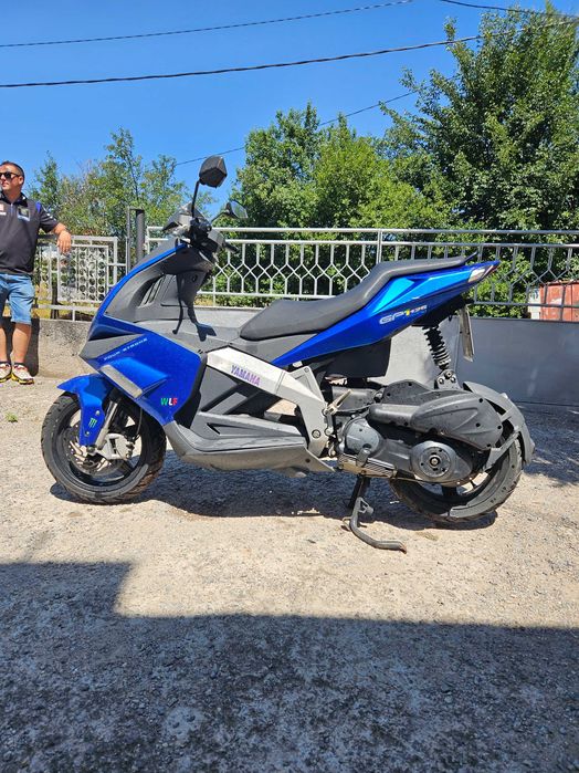 Скутер Derbi gp1... 125 куб