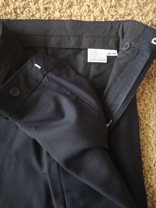 Нов мъжки костюм