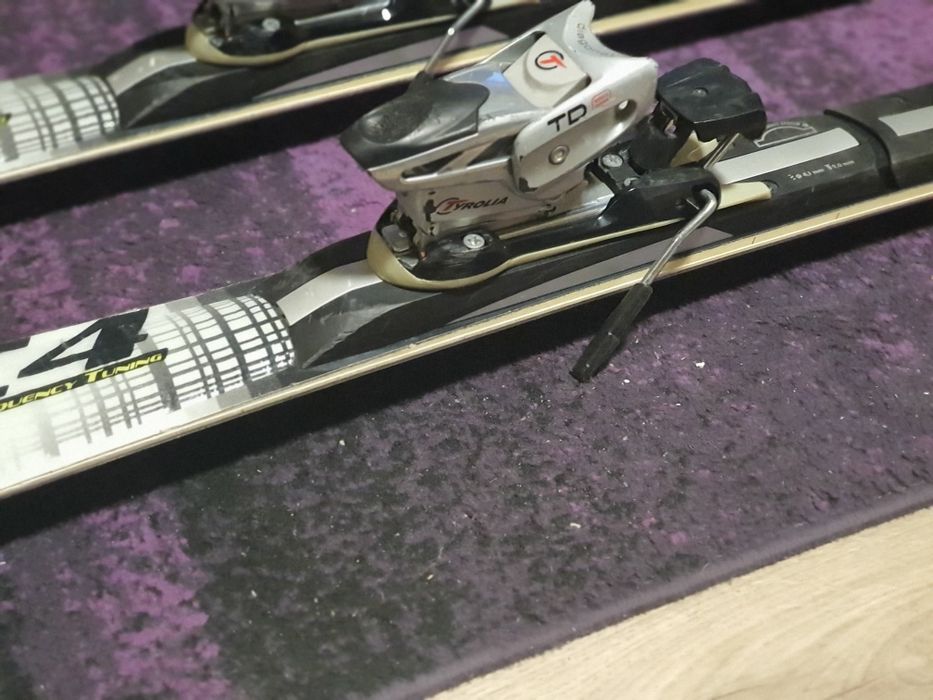 Schiuri Fischer RC4 Worldcoup  1,60 cu legaturi Tyrolia