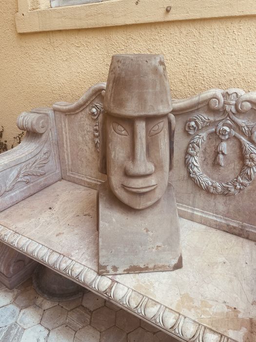 Statueta din ceramica stil Moai