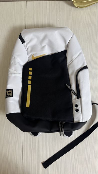 Спортивные сумки Nike Elite