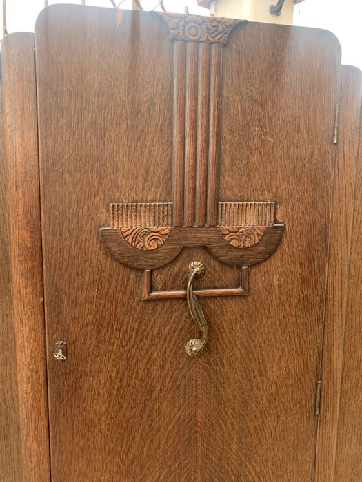 Античен гардероб