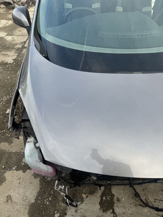 Capota Scenic 3 facelift stare impecabila  ORICE PIESA DISPONIBILA