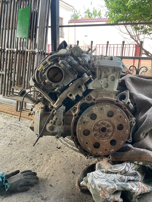 Матор тойото 200 4,7 2008