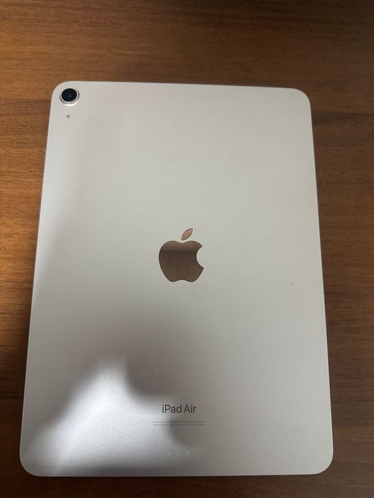 iPad Air 5 10.9" (2022) Wi‑Fi 64 GB M1 ship