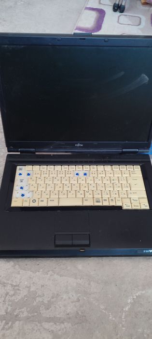 Noutbook Fujitsu na zapchast