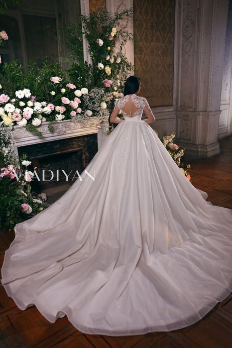 Rochie mireasa Vladiyan