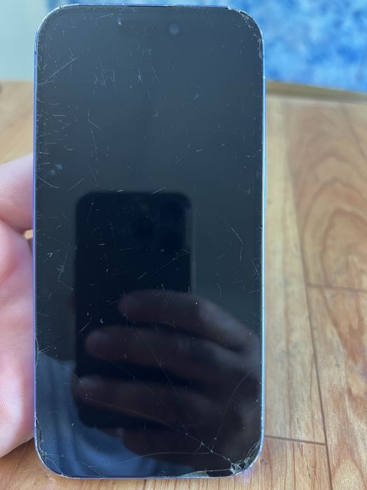 Iphone 16 Ultramarine