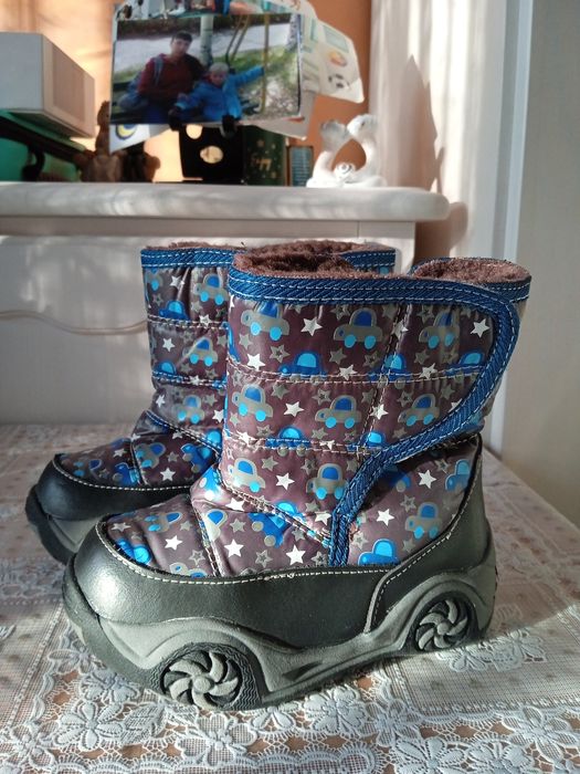 Сапожки детские 23 размер новые