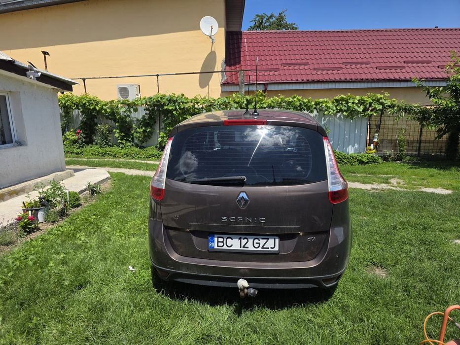 Renault grand scenic 2012