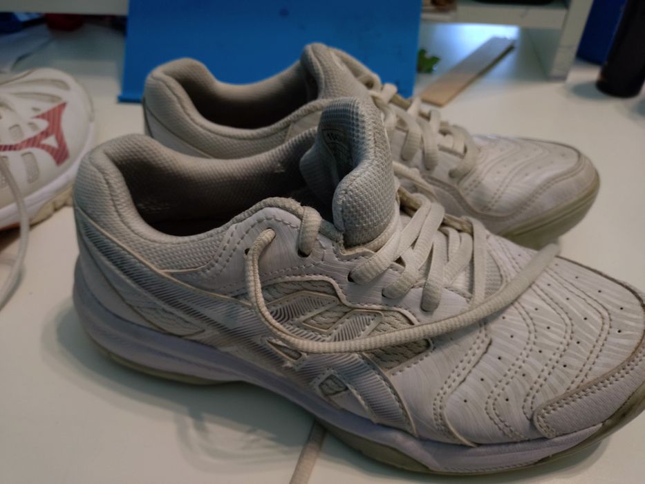 Волейболни маратонки Mizuno и Asics