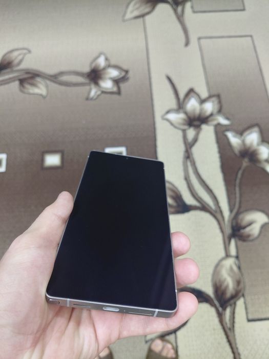 Продам Samsung Galaxy S25 Ultra